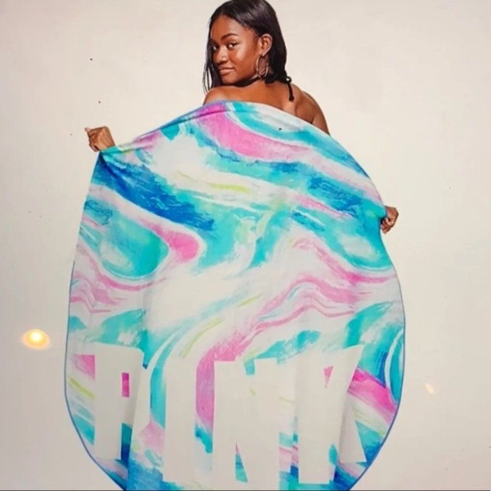 NEW VS PINK ROUND BEACH TOWEL